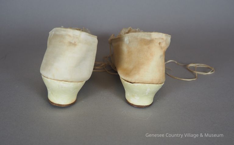 Slippers - Image 6