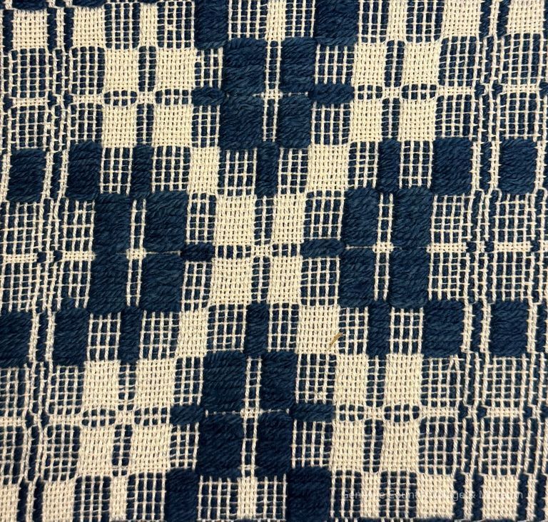 Coverlet - Image 3