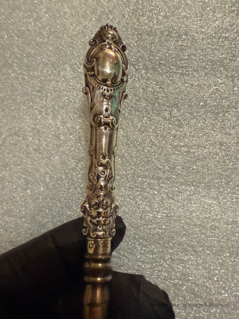 Buttonhook - Image 4