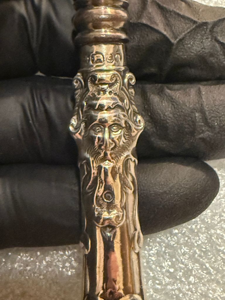 Buttonhook - Image 5