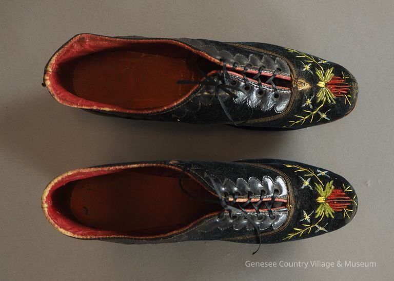 Shoes - Image 3