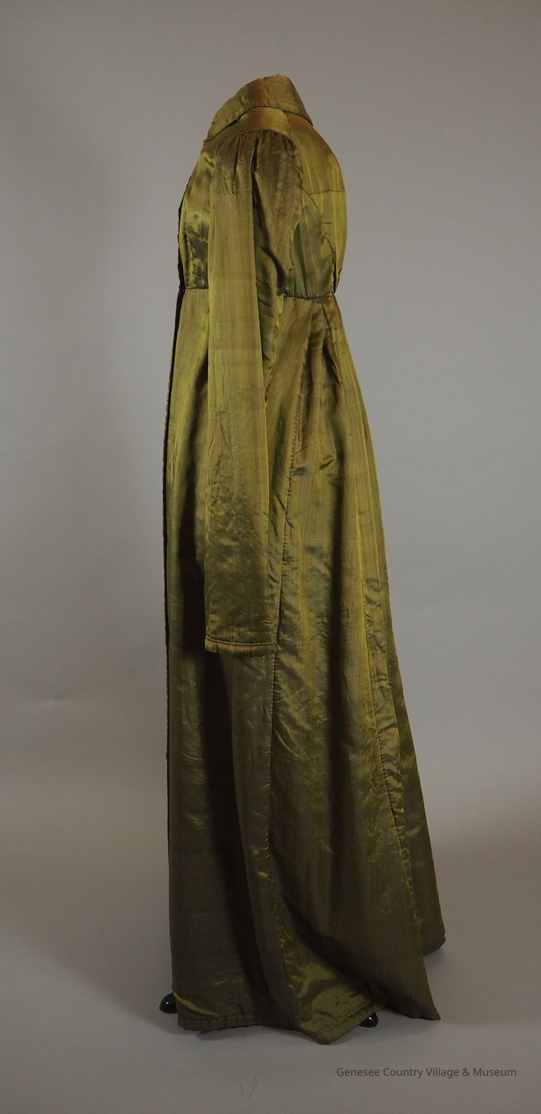 Pelisse - Image 3