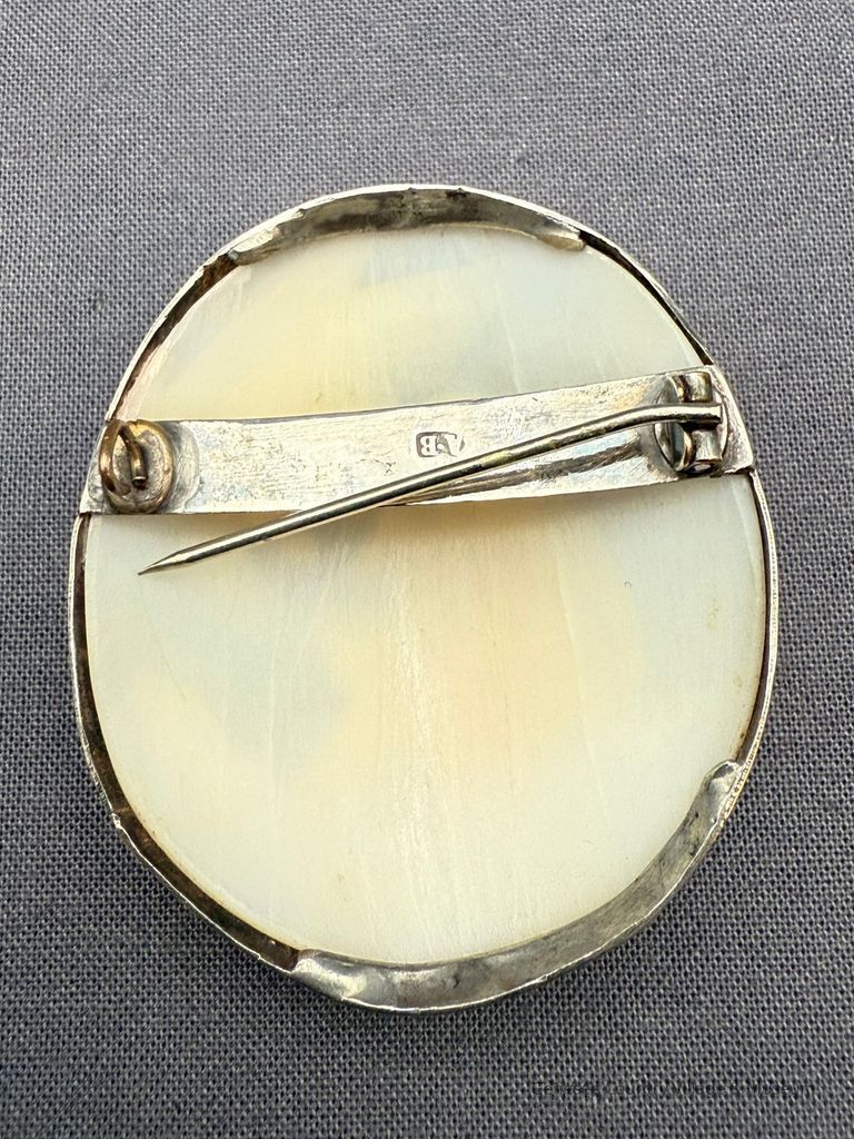 Cameo - Image 3