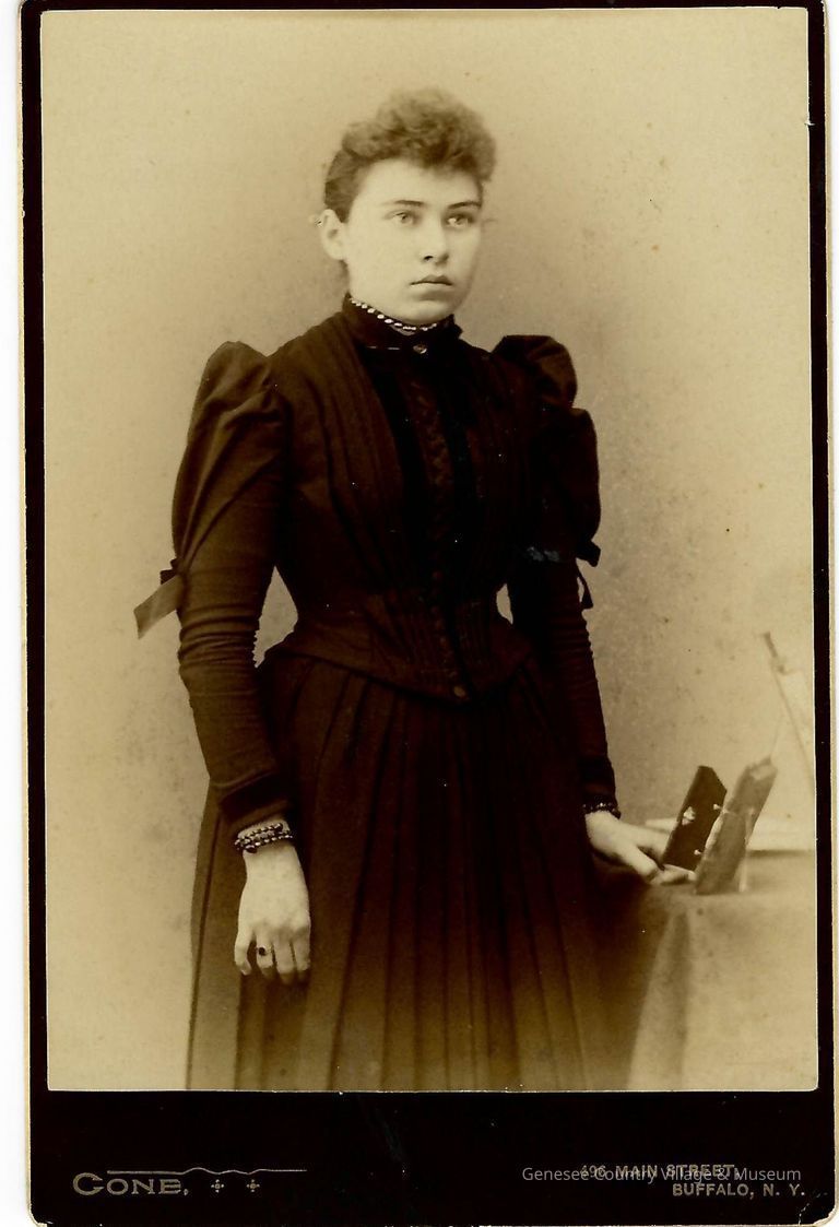 Cabinet Card