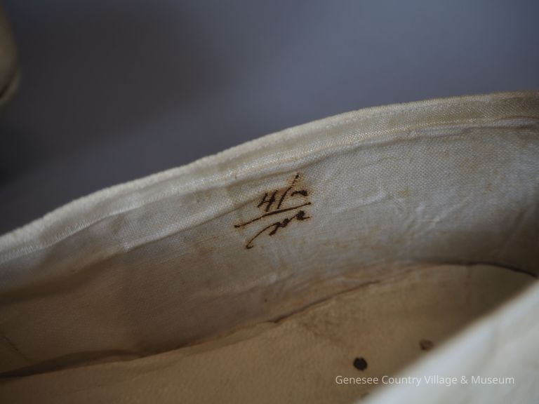 Slippers - Image 8