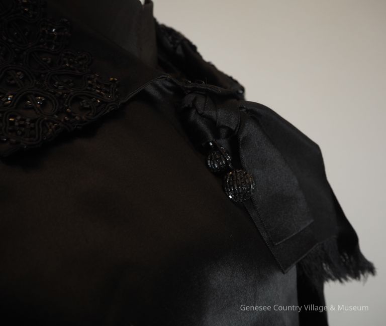 Dolman - Image 5