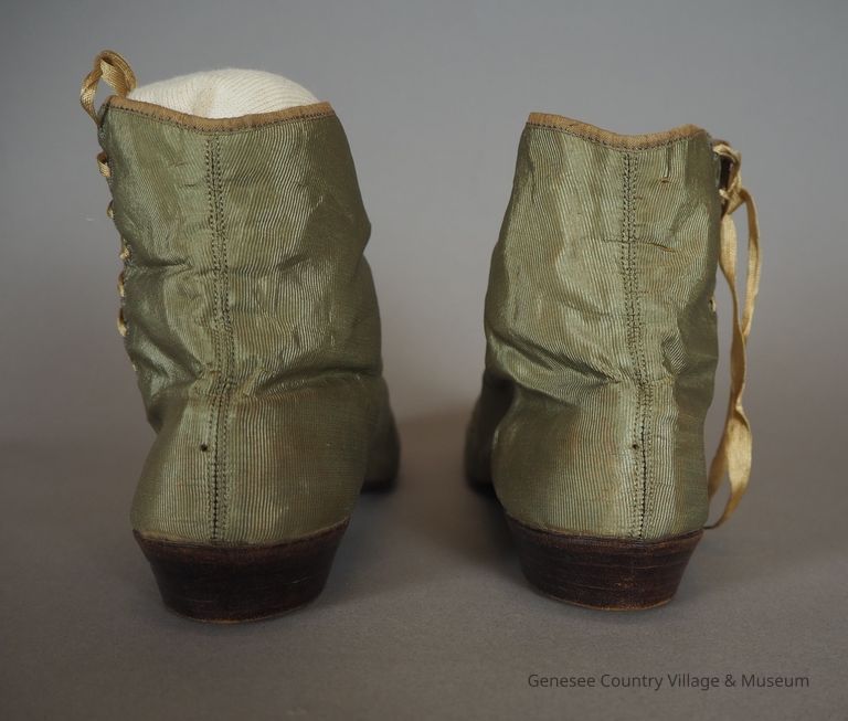 Boots - Image 8