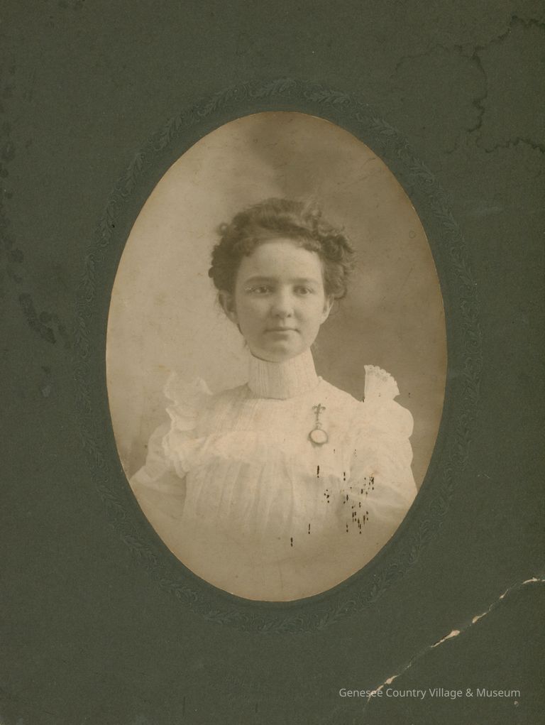 Cabinet Card