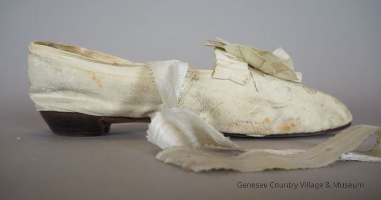 Slippers - Image 4