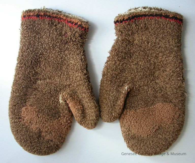 Mitten - Image 2