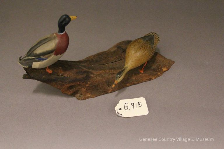 Miniature Mallard duck carving - Image 2