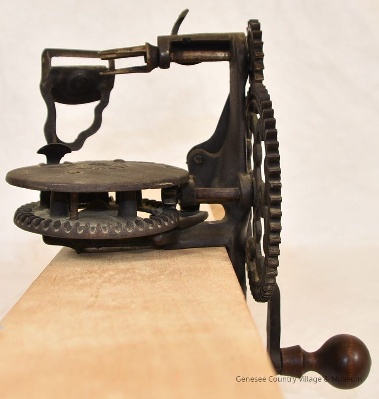 Fruit Peeler