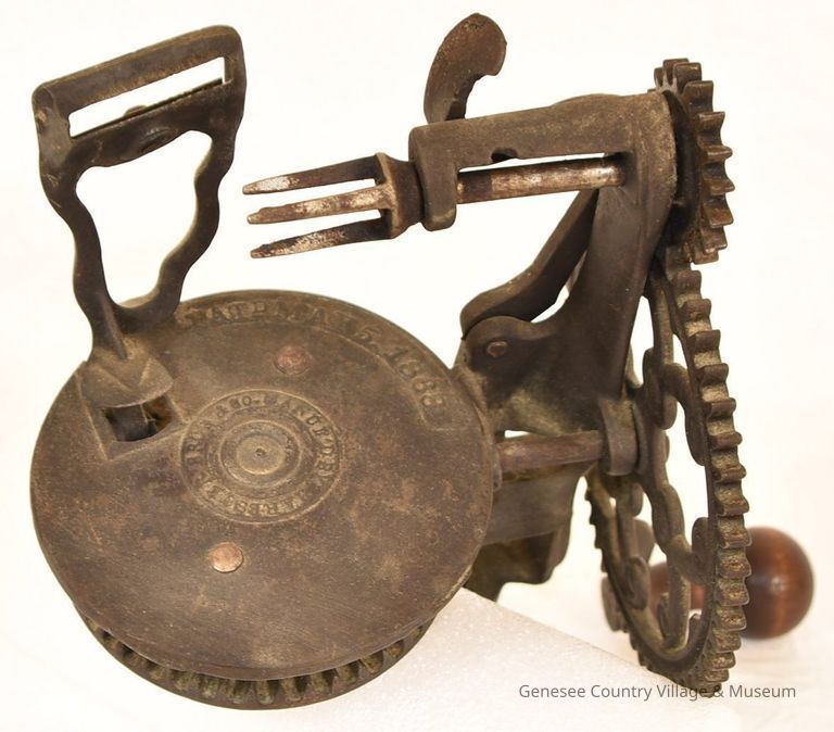 Fruit Peeler - Image 2