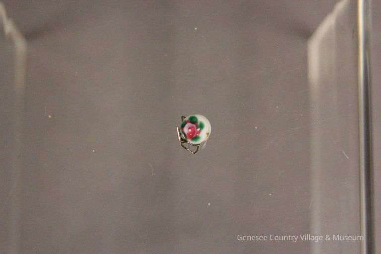 Button - Image 2