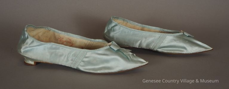 Slippers - Image 4