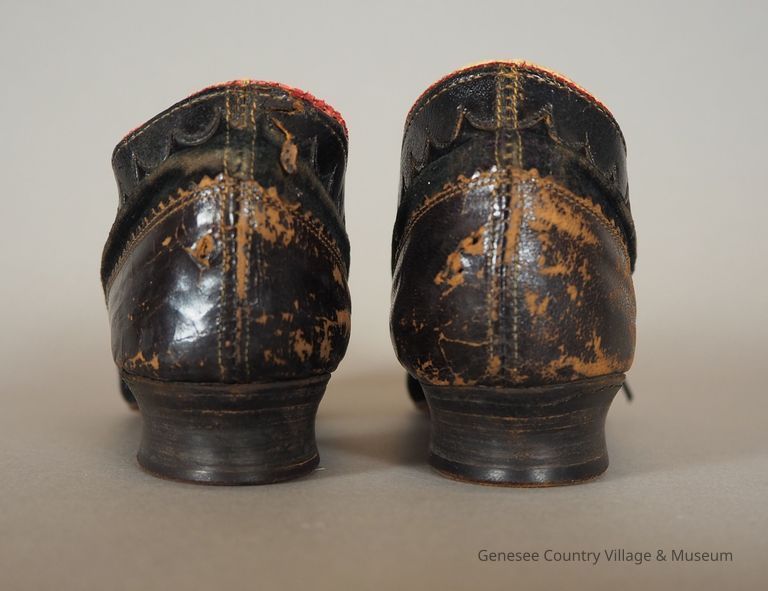 Shoes - Image 9
