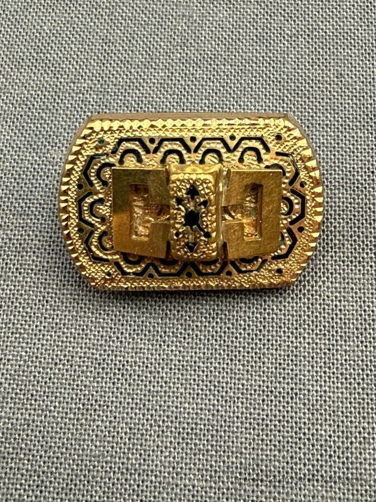 Brooch