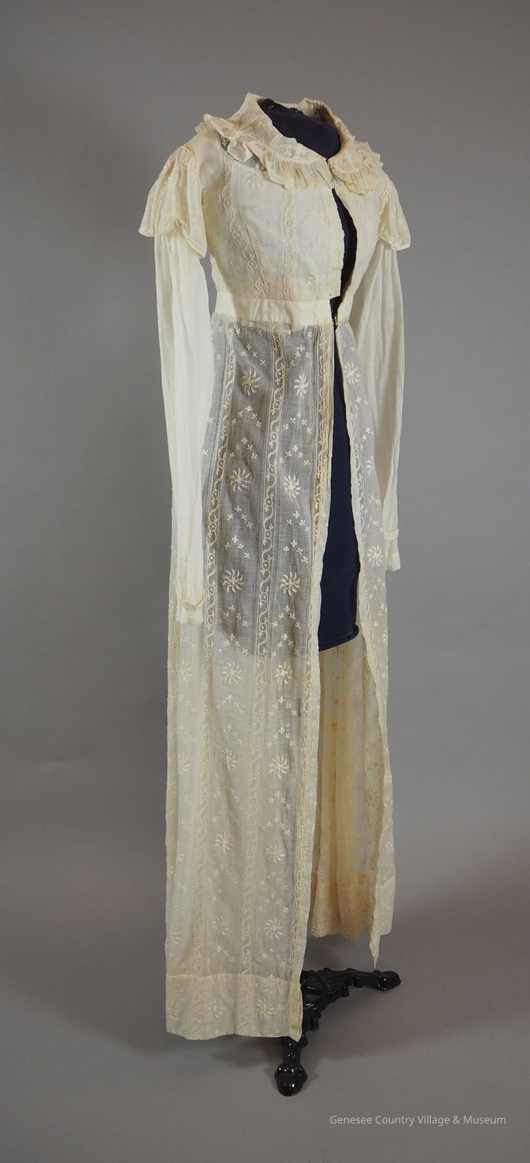 Pelisse - Image 8