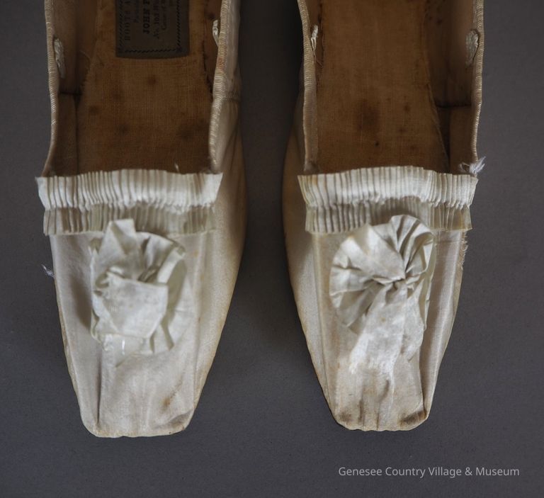 Slippers - Image 7