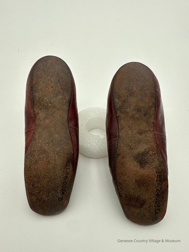 Shoes - Image 5
