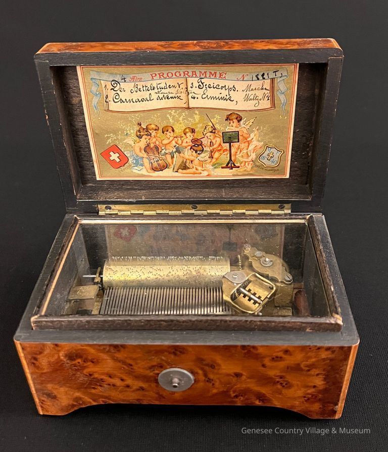 Swiss music box