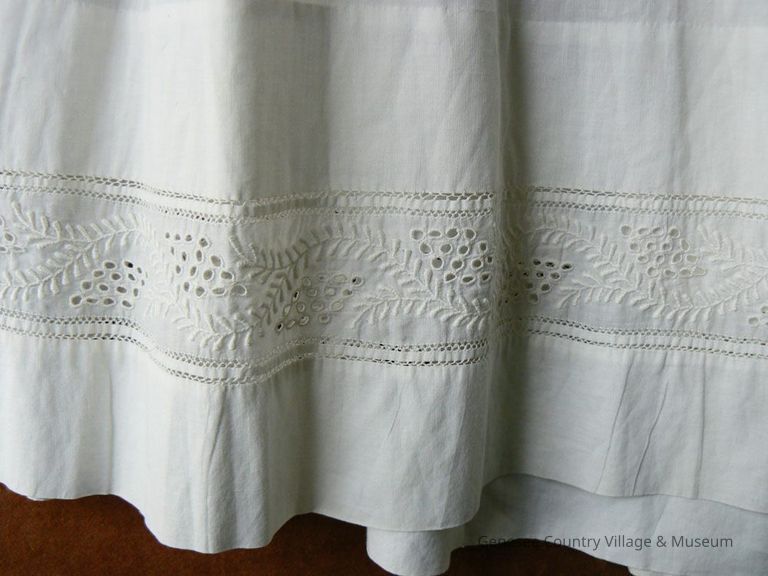 Gown, Long - Image 3