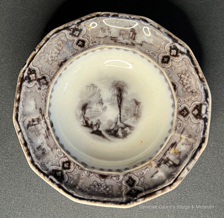 Sauce Dish