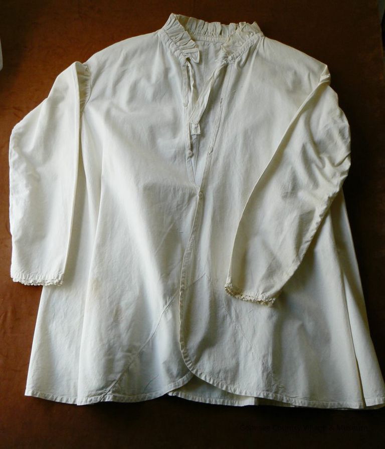 Gown, Dressing
