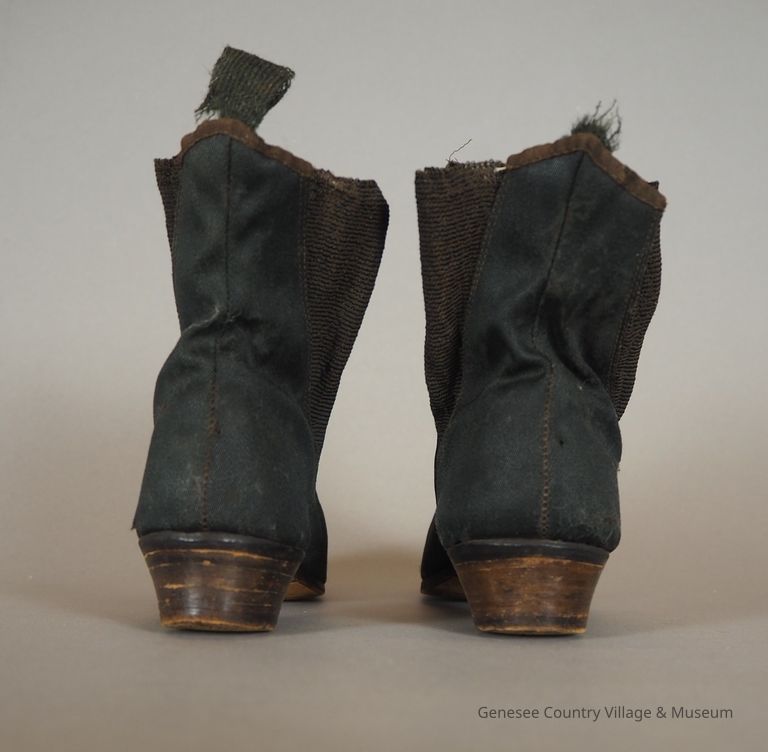 Boots - Image 8