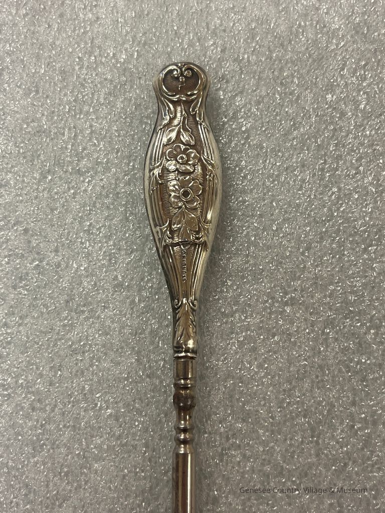 Buttonhook - Image 2