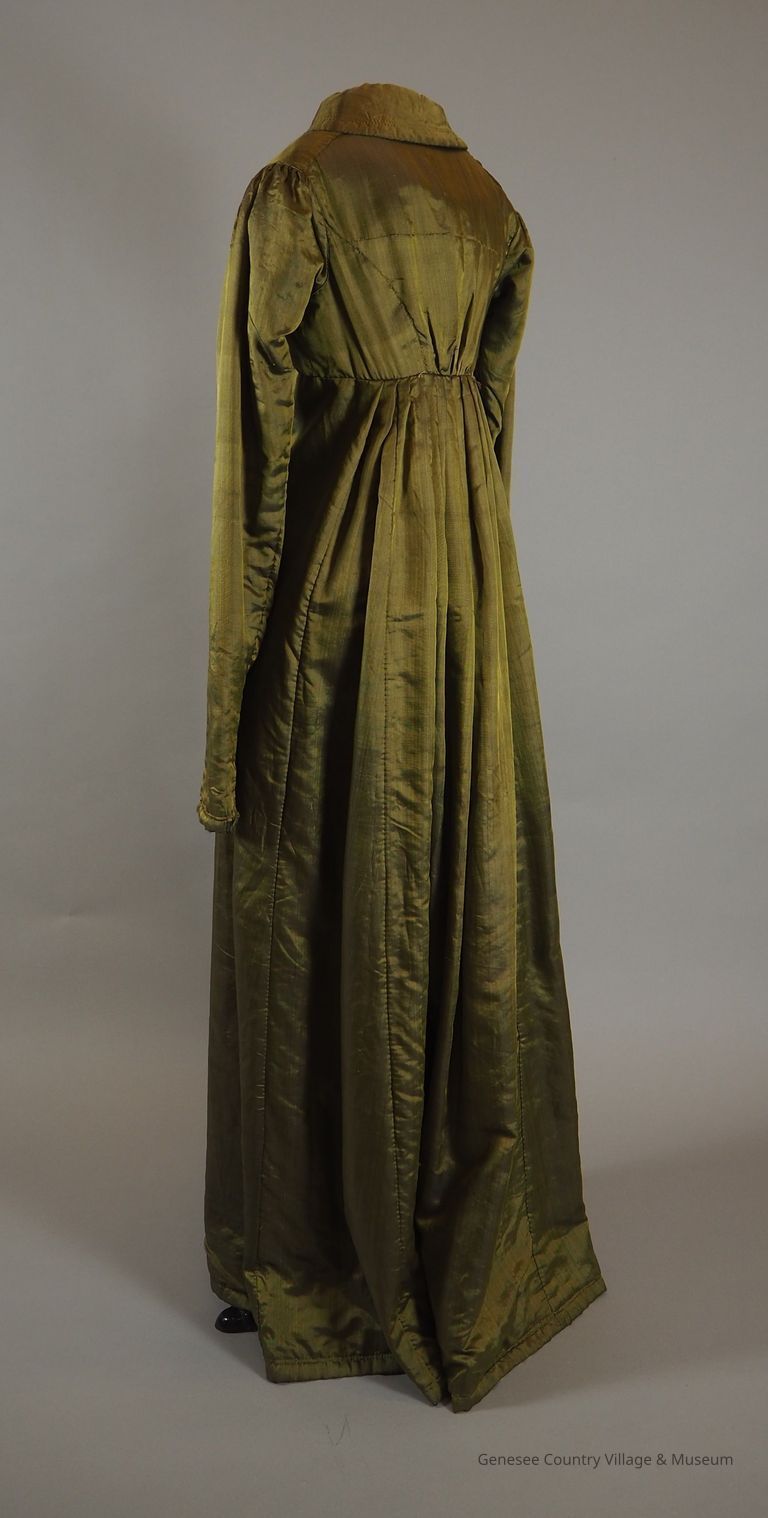 Pelisse - Image 4