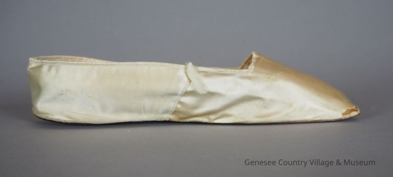 Slippers - Image 4