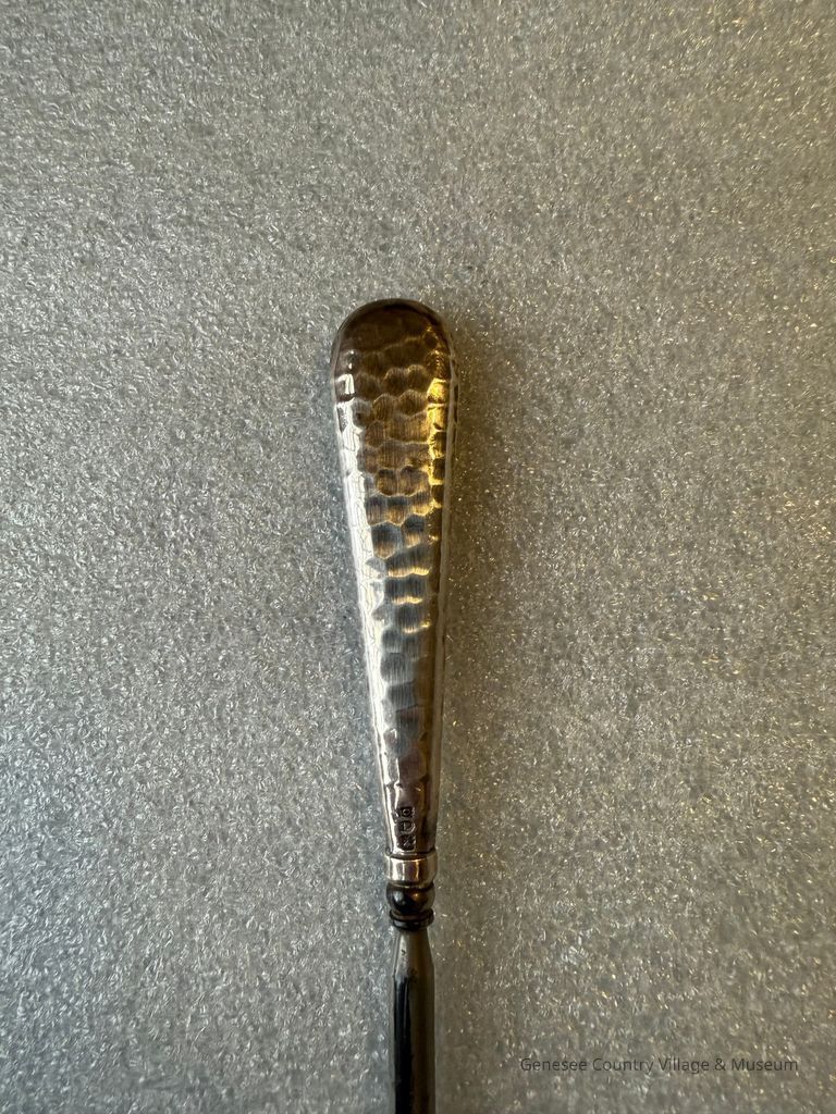 Buttonhook - Image 2