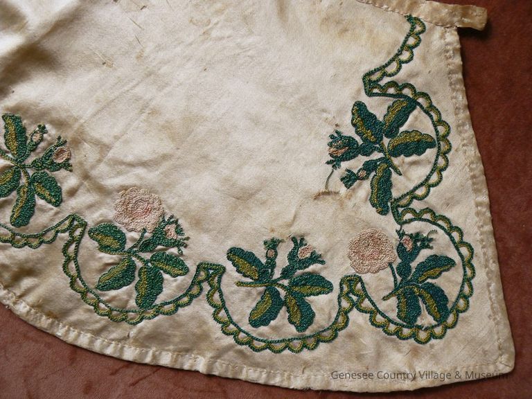 Capelet - Image 3