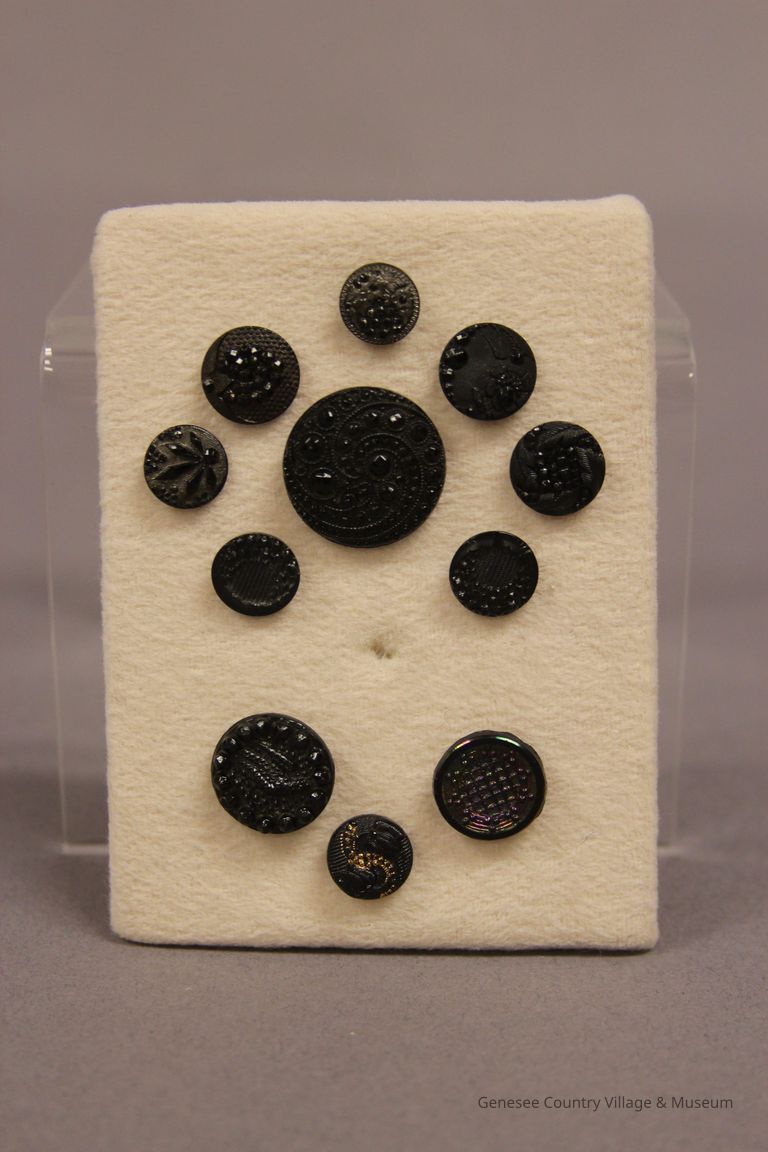 Button - Image 4