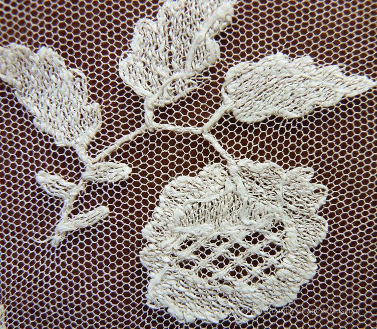 Collar - Image 2