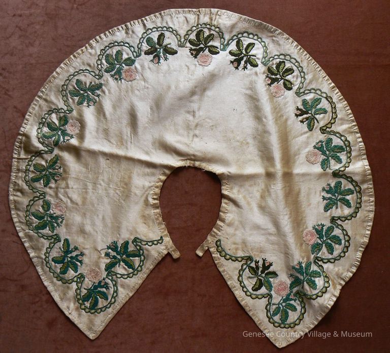 Capelet - Image 4