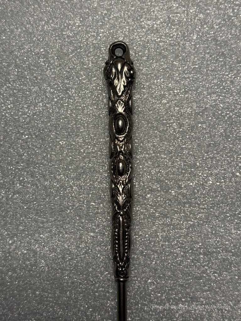 Buttonhook - Image 2