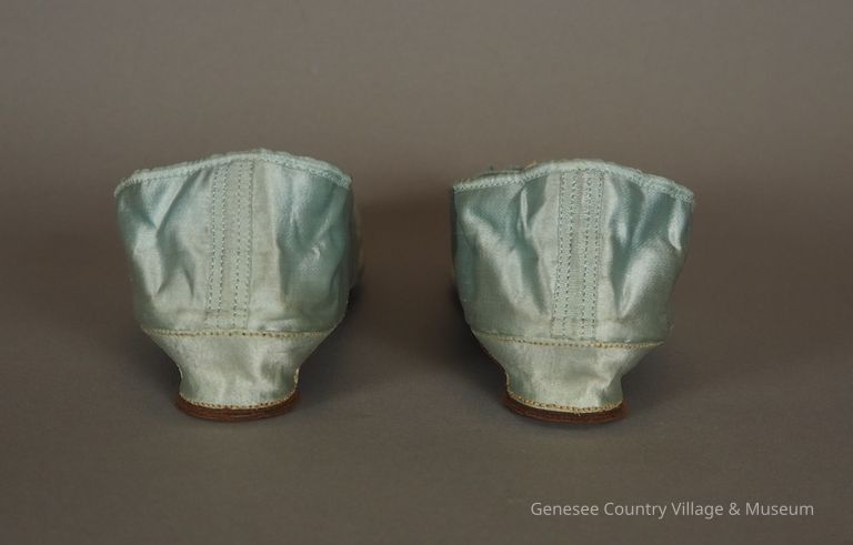 Slippers - Image 8