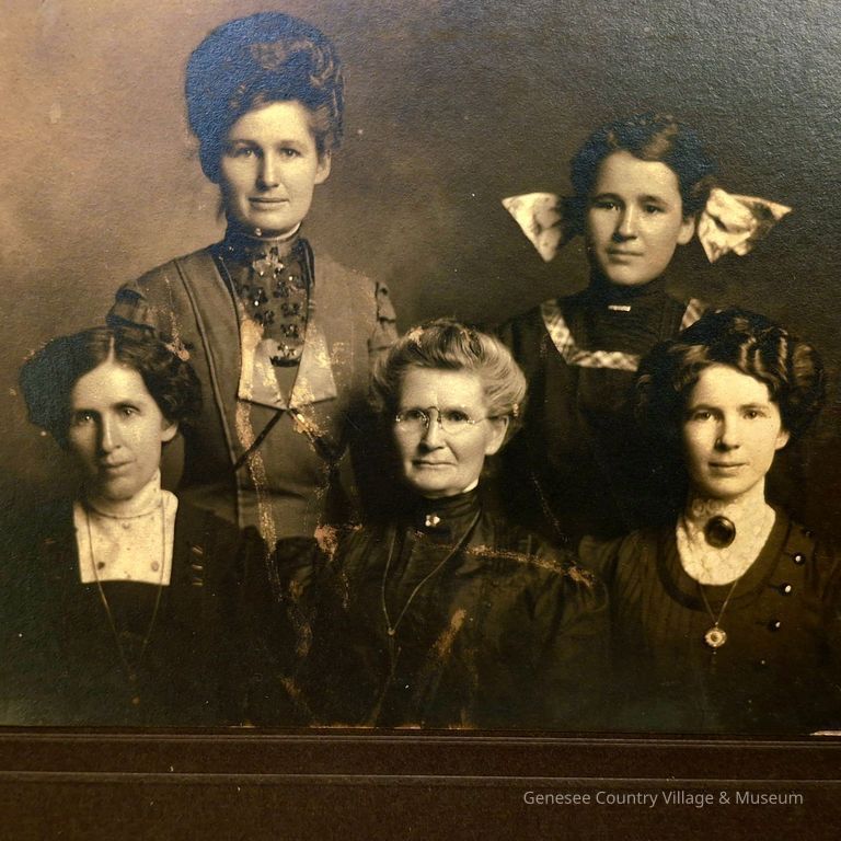 Cabinet Card
