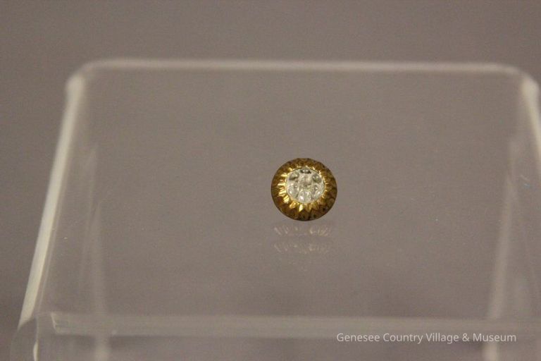 Button - Image 2