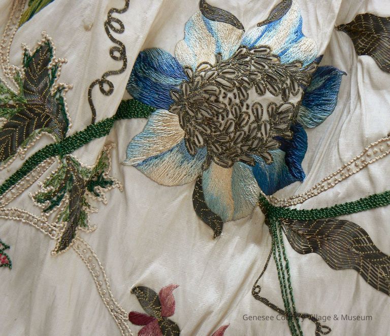 Apron - Image 3
