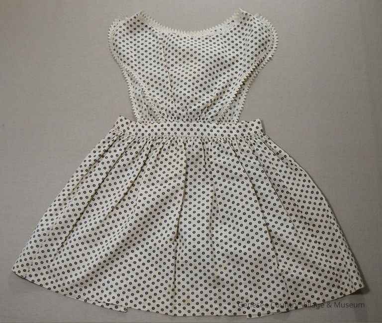 Pinafore