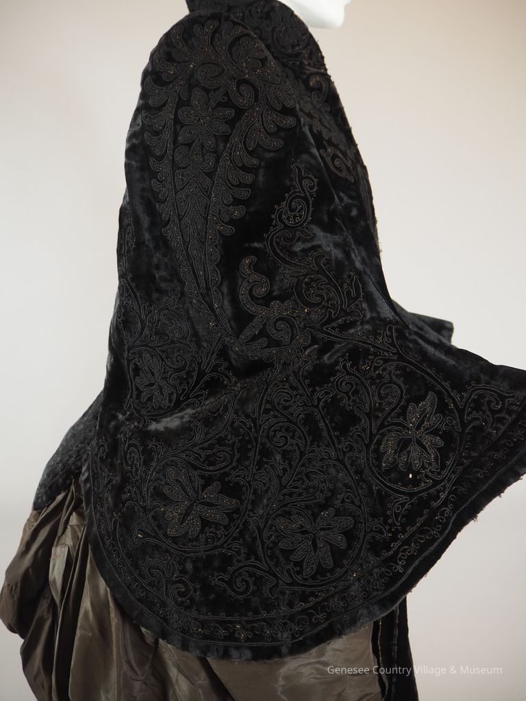 Dolman - Image 9