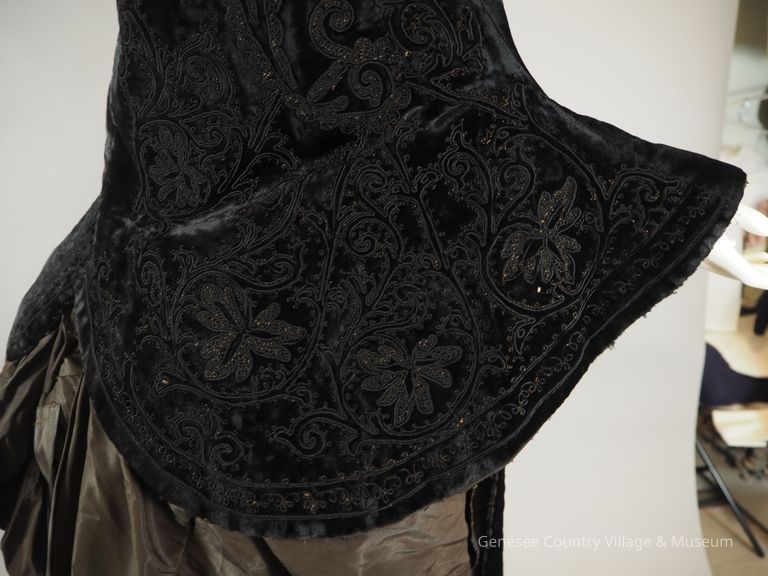 Dolman - Image 10