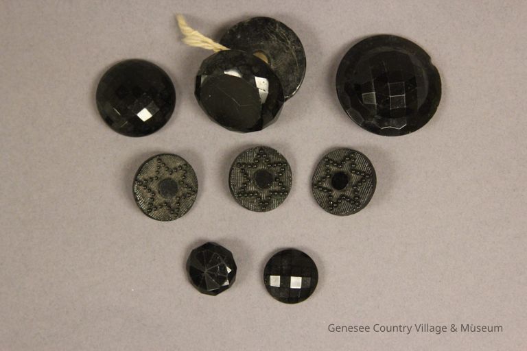 Button - Image 2