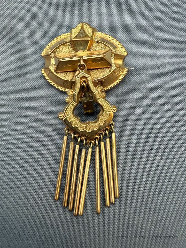 Brooch