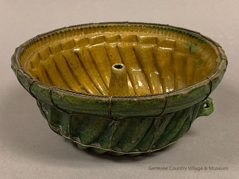 Bundt Pan - Image 2