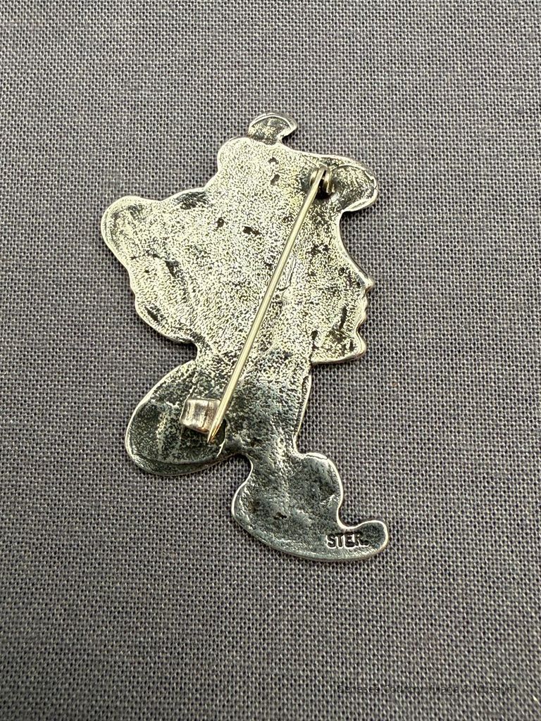 Brooch - Image 2