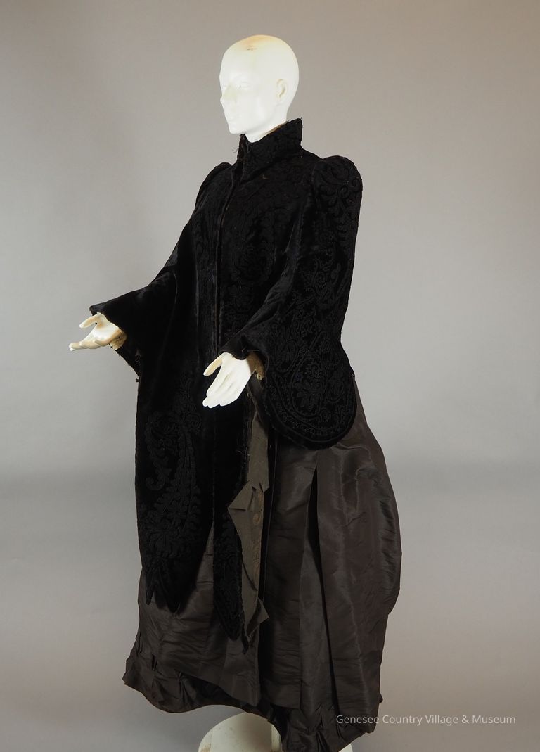 Dolman - Image 2
